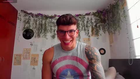 Thomas Grey online show from 02.10.25