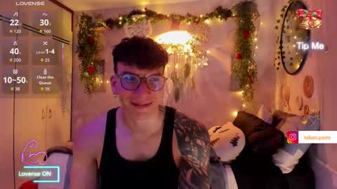 Thomas Grey online show from 12.18.25