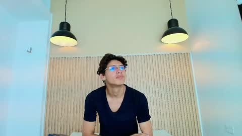 thomas online show from 04.22.26