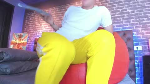 ---Thomas--- online show from 02.21.25