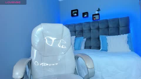 Thomas online show from 12.19.25