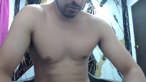 Snapshot of thomas_neuman chatting on 02.12.26 Thomas online show from 02.12.26