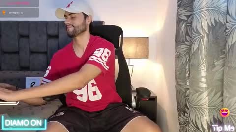 Snapshot of thomas_redcol chatting on 10.10.25 Thomas online show from 10.10.25