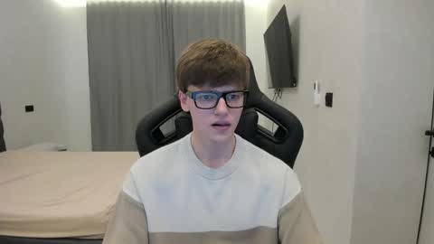 Snapshot of thomas_shelbivip chatting on 04.27.26 Tomas online show from 04.27.26