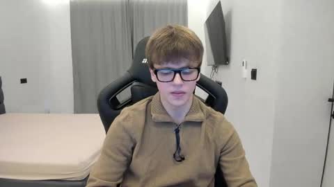 Snapshot of thomas_shelbivip chatting on 04.28.26 Tomas online show from 04.28.26
