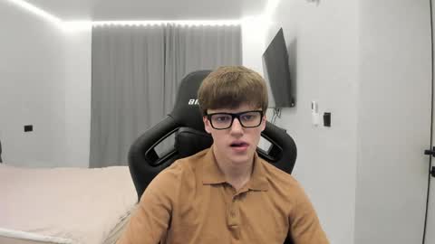 Snapshot of thomas_shelbivip chatting on 04.30.26 Tomas online show from 04.30.26