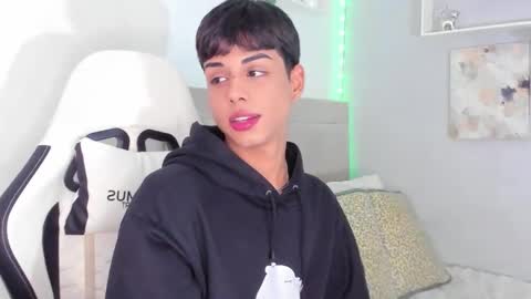 Thomas online show from 10.26.25