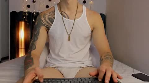 sweetfit boy online show from 12.22.25