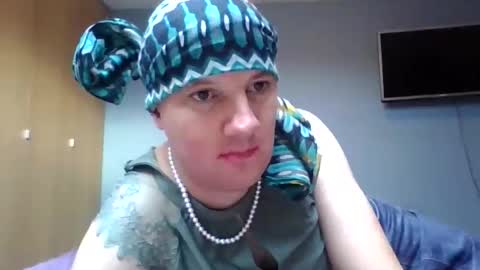 thomasverdries online show from 11.18.25