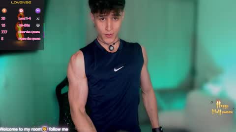 Thom Klein online show from 10.04.25