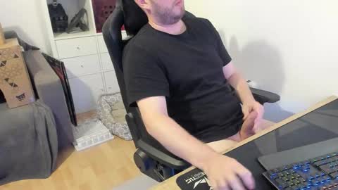 thommy2008 online show from 10.07.25