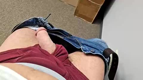 Snapshot of thongguy2021 chatting on 02.17.26 thongguy 2021 online show from 02.17.26