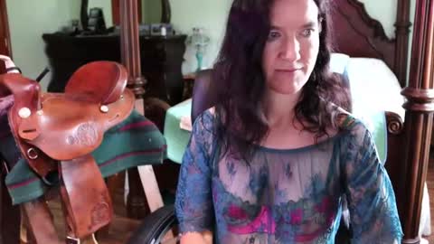 Snapshot of thornbury_rose chatting on 04.30.26 ThornburyRose online show from 04.30.26