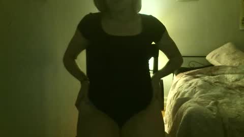 throatbabi34 online show from 10.22.25