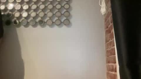 Snapshot of throatyygoat chatting on 11.26.25 throatyygoat online show from 11.26.25