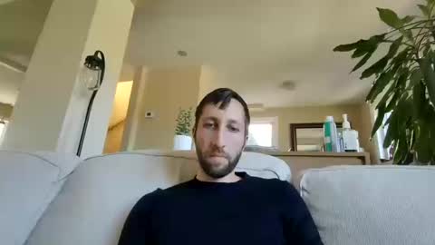 throwawayafteruse20202 online show from 10.14.25