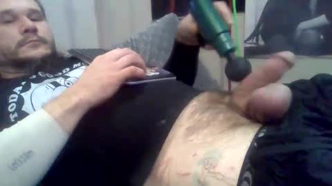 thunder8u42 online show from 11.19.25