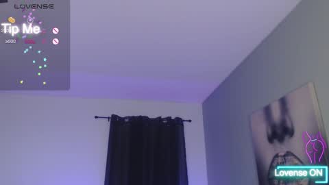 Tia Bella online show from 11.26.25