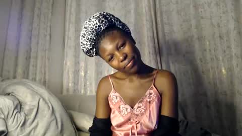 Snapshot of tiana_kay chatting on 06.15.26 tiana_kay online show from 06.15.26