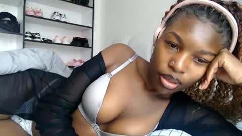Snapshot of tiana_kay chatting on 07.01.26 tiana_kay online show from 07.01.26
