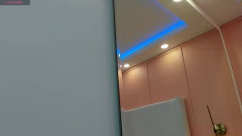 Snapshot of tiana_noir chatting on 10.13.25 TIANA NOIR online show from 10.13.25