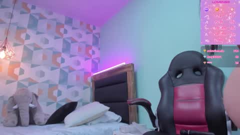 tianapiket online show from 01.10.25