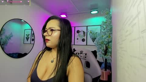 Tiara  online show from 05.24.26
