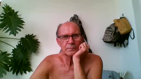 tiaretiareopui online show from 01.10.26