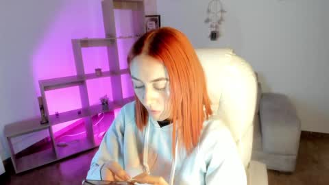 Snapshot of tiarha_ chatting on 01.20.25 Tiarha online show from 01.20.25