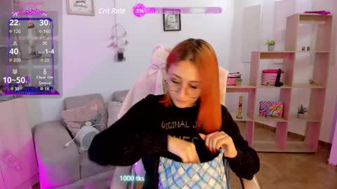 Snapshot of tiarha_ chatting on 03.07.25 Tiarha online show from 03.07.25