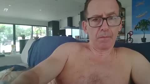 JustMe online show from 03.01.25