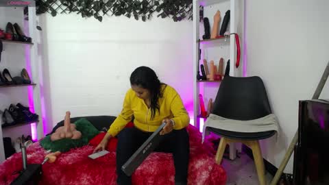 Tifanny Nails  online show from 04.04.26