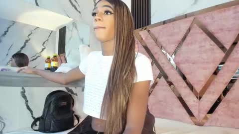 Tifanny online show from 02.22.26