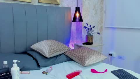 Dana Montoya online show from 03.11.25