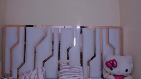    online show from 10.25.25