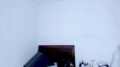 tifanymonroehot online show from 11.04.25