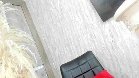 Tiffany online show from 02.08.25