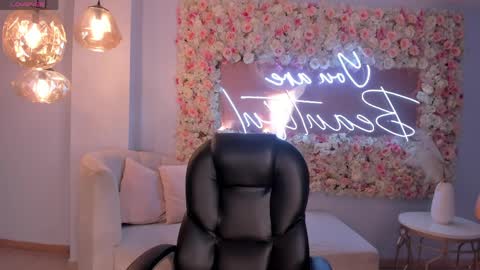 Snapshot of tiffannysins chatting on 03.27.26 Tiffanny Sins online show from 03.27.26