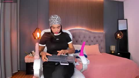 tiffany__charm_ online show from 01.08.26