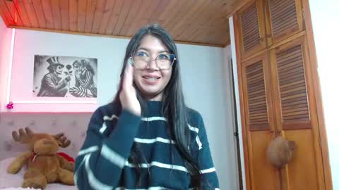 Tifanny online show from 10.08.25