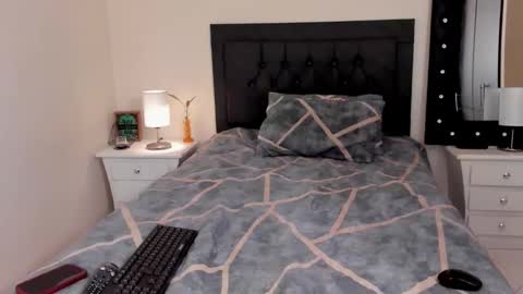 VAL online show from 09.24.25