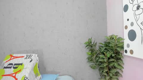 tiffany_mendez online show from 12.15.25