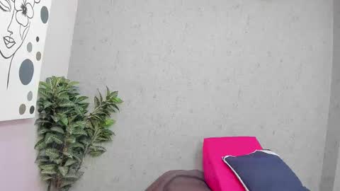 Snapshot of tiffany_mendez chatting on 02.18.26 tiffany_mendez online show from 02.18.26