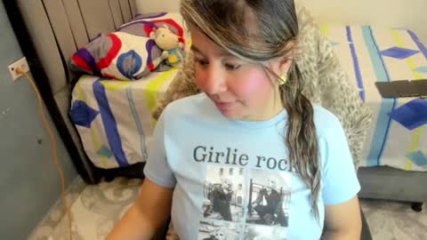 tiffany theressa online show from 12.19.25