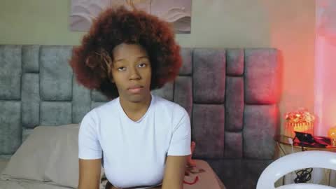 Snapshot of tiffanyebony_ chatting on 06.11.26 TiffanyEbony online show from 06.11.26