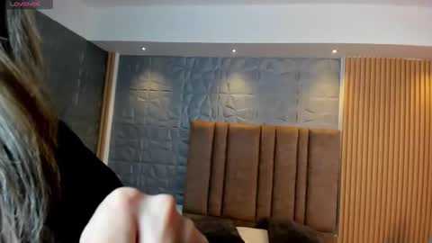 tiffanyhoustton online show from 02.24.26