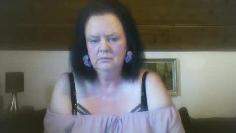 Snapshot of tiffanymature chatting on 09.18.25 TiffanyMature online show from 09.18.25