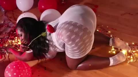 Snapshot of tiffanymena1 chatting on 01.11.26 tifanny online show from 01.11.26