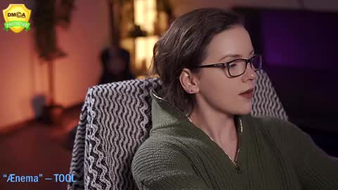 tiffanyriox online show from 03.01.25