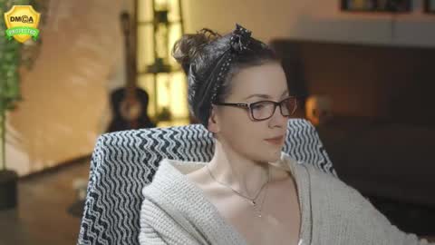 tiffanyriox online show from 03.25.26